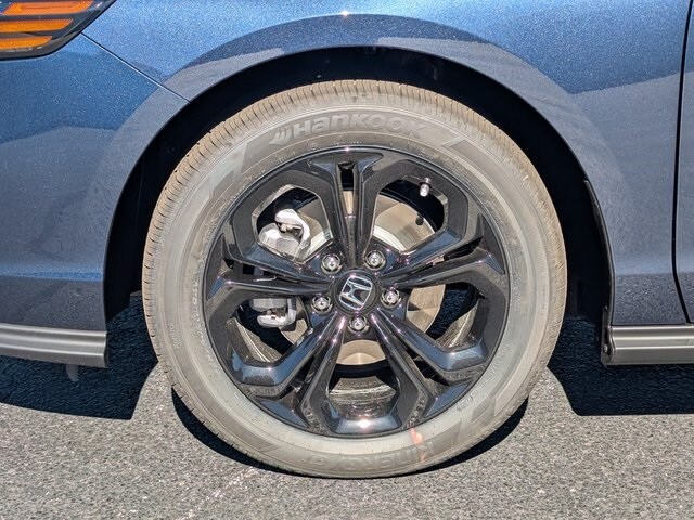 2025 Honda Accord SE photo 3