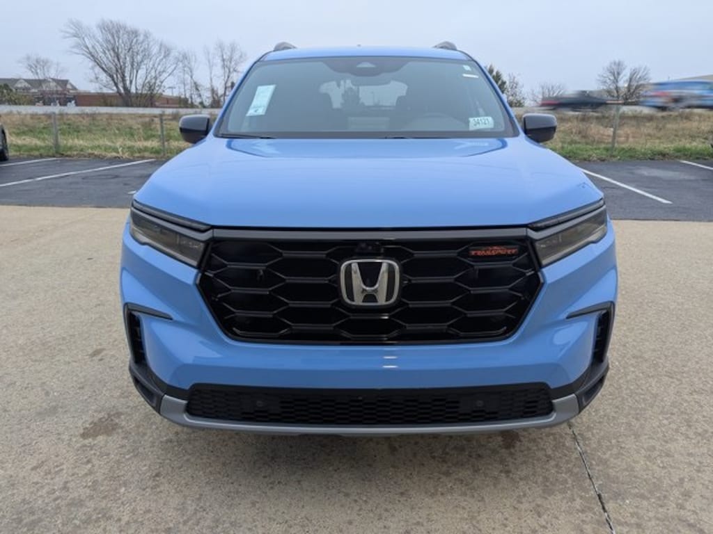 New 2025 Honda Pilot TrailSport SUV