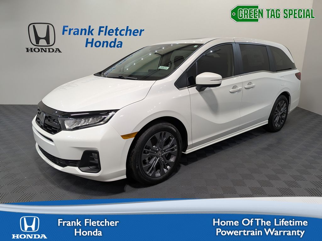 2026 Honda Odyssey Touring's photo