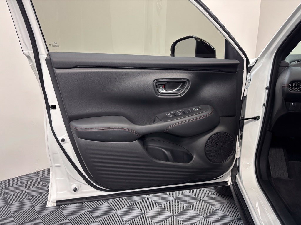 2025 Honda HR-V Sport - Photo 24
