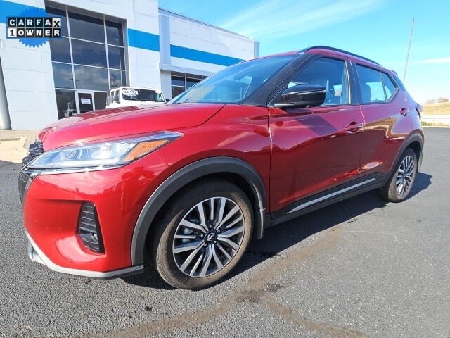 2024 Nissan Kicks SR photo 2