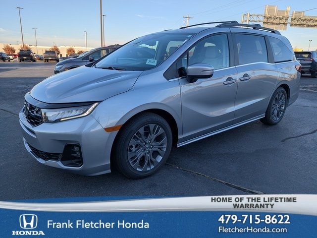 2026 Honda Odyssey Touring's photo