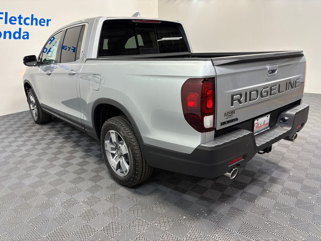 New 2026 Honda Ridgeline RTL Truck Crew Cab