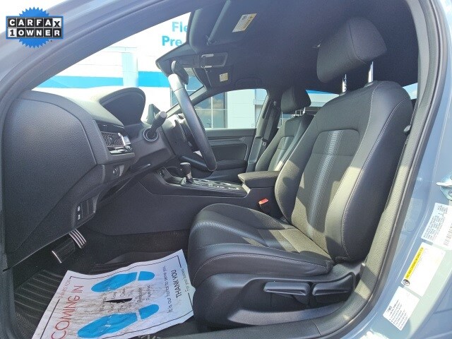 2024 Honda Civic Sport photo 2