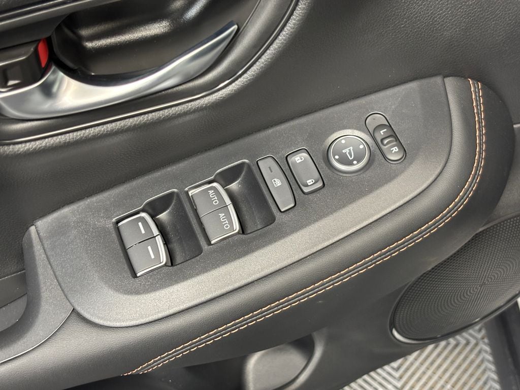 2027 Honda HR-V Sport - Photo 19