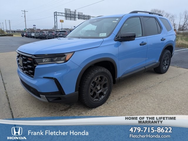 2025 Honda Pilot TrailSport's photo