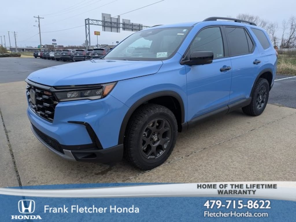 New 2025 Honda Pilot TrailSport SUV