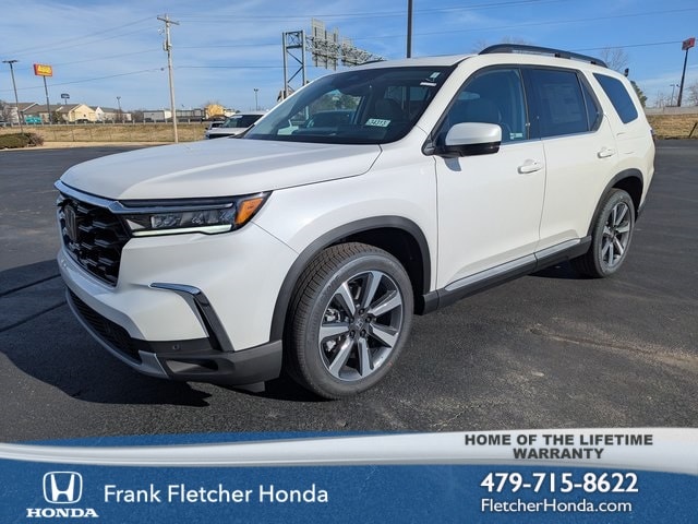 2025 Honda Pilot Touring's photo
