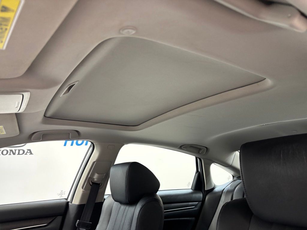 2018 Honda Accord EX-L - Photo 23
