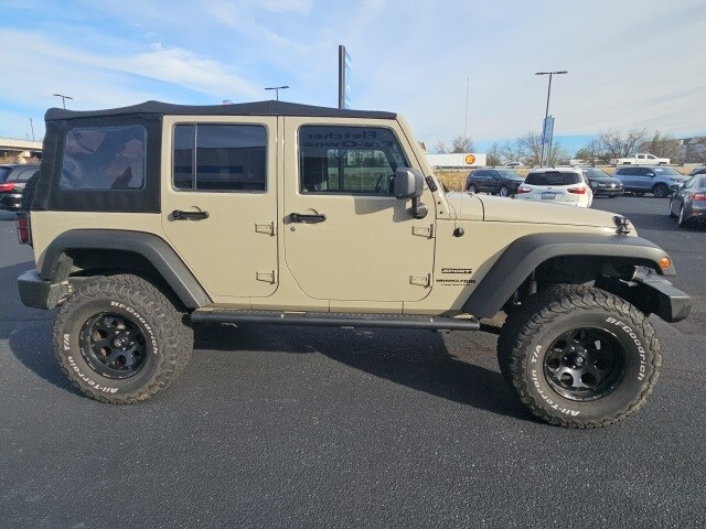 2018 Jeep Wrangler Unlimited Sport photo 3