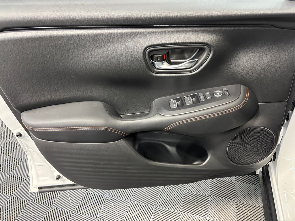 2027 Honda HR-V Sport - Photo 17