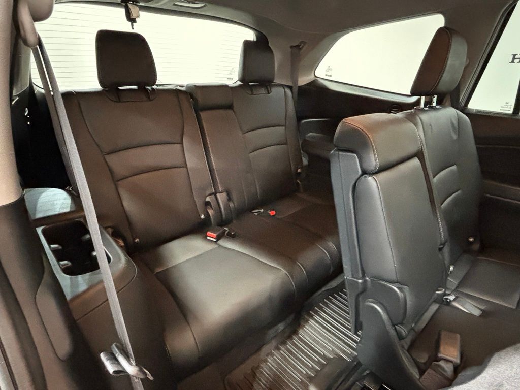 2021 Honda Pilot SE - Photo 35