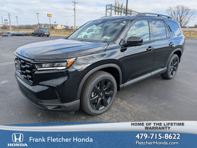 2025 Honda Pilot Black Edition's photo