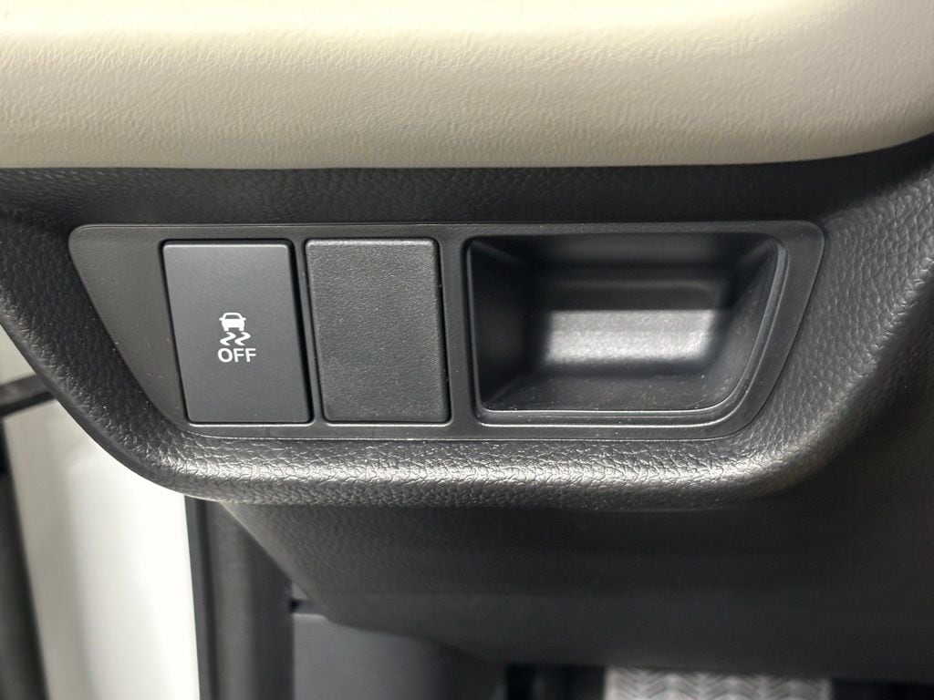 2026 Honda HR-V LX - Photo 21