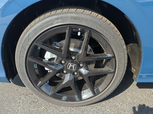 2026 Honda Civic Hybrid Sport photo 2