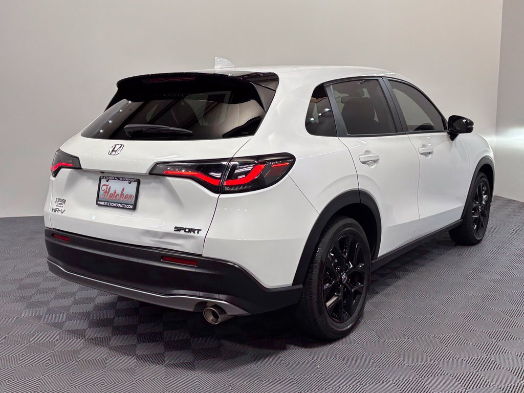 2025 Honda HR-V Sport - Photo 6