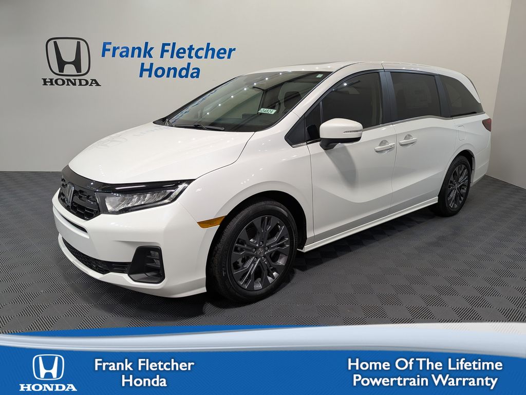 2026 Honda Odyssey Touring's photo
