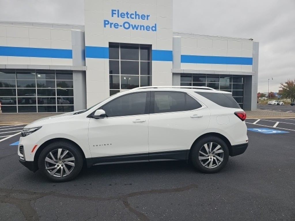 Used 2022 Chevrolet Equinox Premier SUV