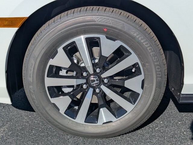 2026 Honda Odyssey EX-L photo 3