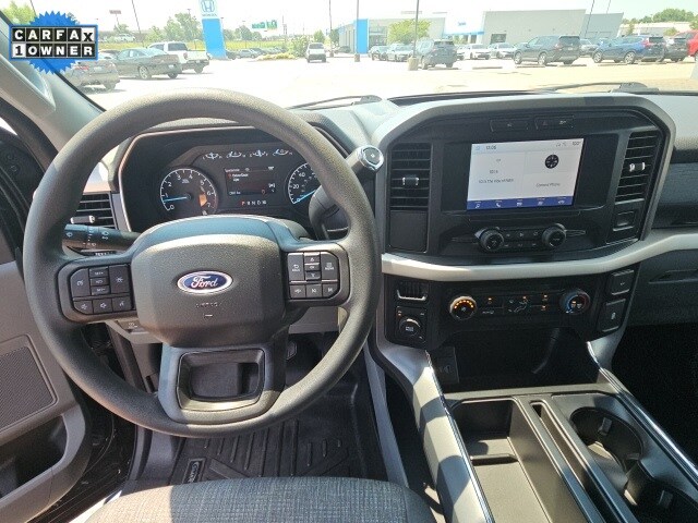 2021 Ford F-150 XLT photo 2