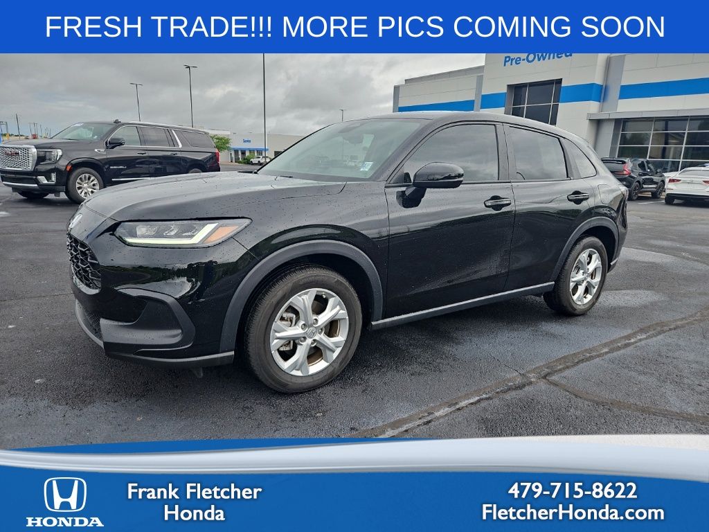 2025 Honda HR-V LX 2WD's photo