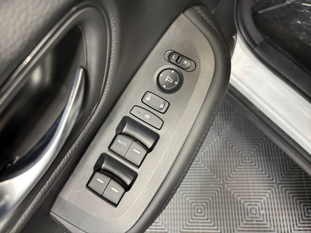 2026 Honda HR-V LX - Photo 20