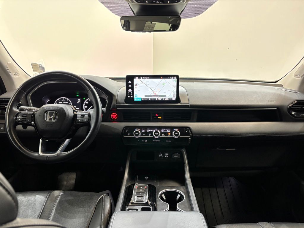 2023 Honda Pilot Touring - Photo 12