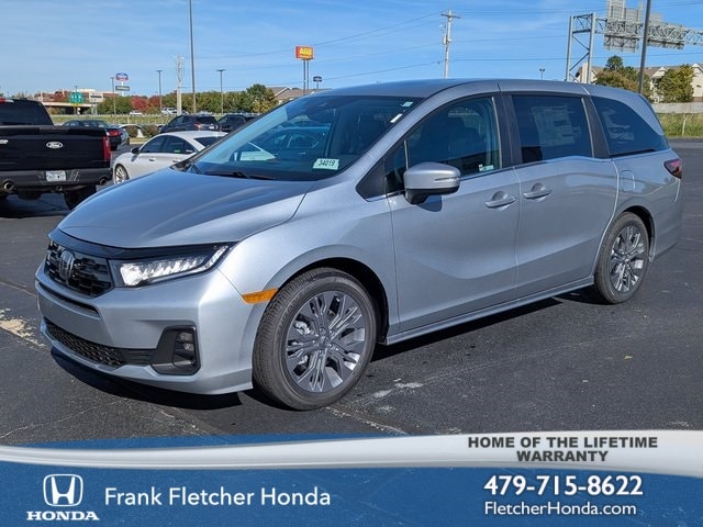 2026 Honda Odyssey Touring's photo