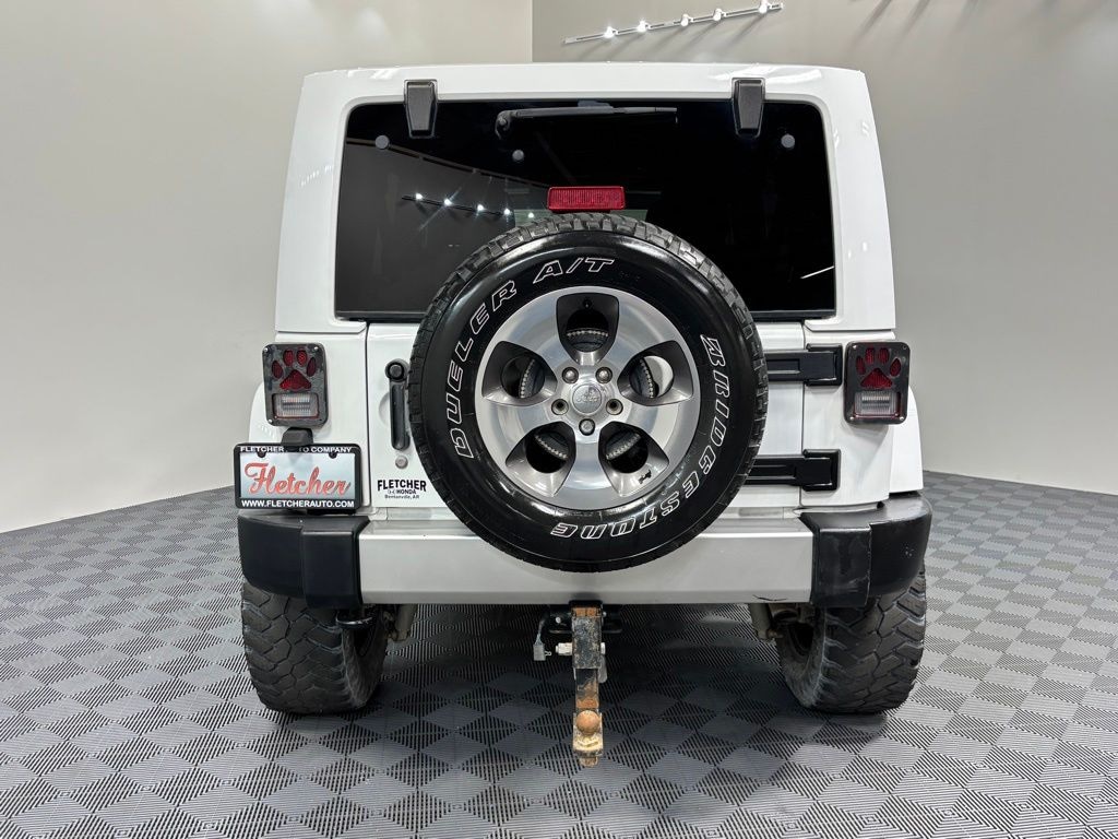 Used 2017 Jeep Wrangler Unlimited Sahara SUV