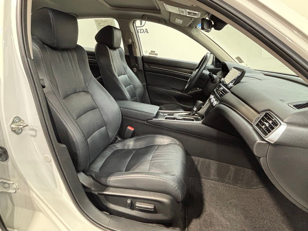 2018 Honda Accord EX-L - Photo 34