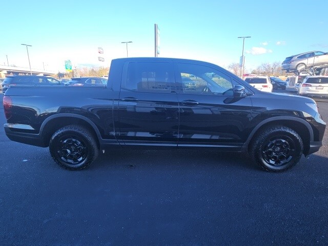 2025 Honda Ridgeline Sport photo 3