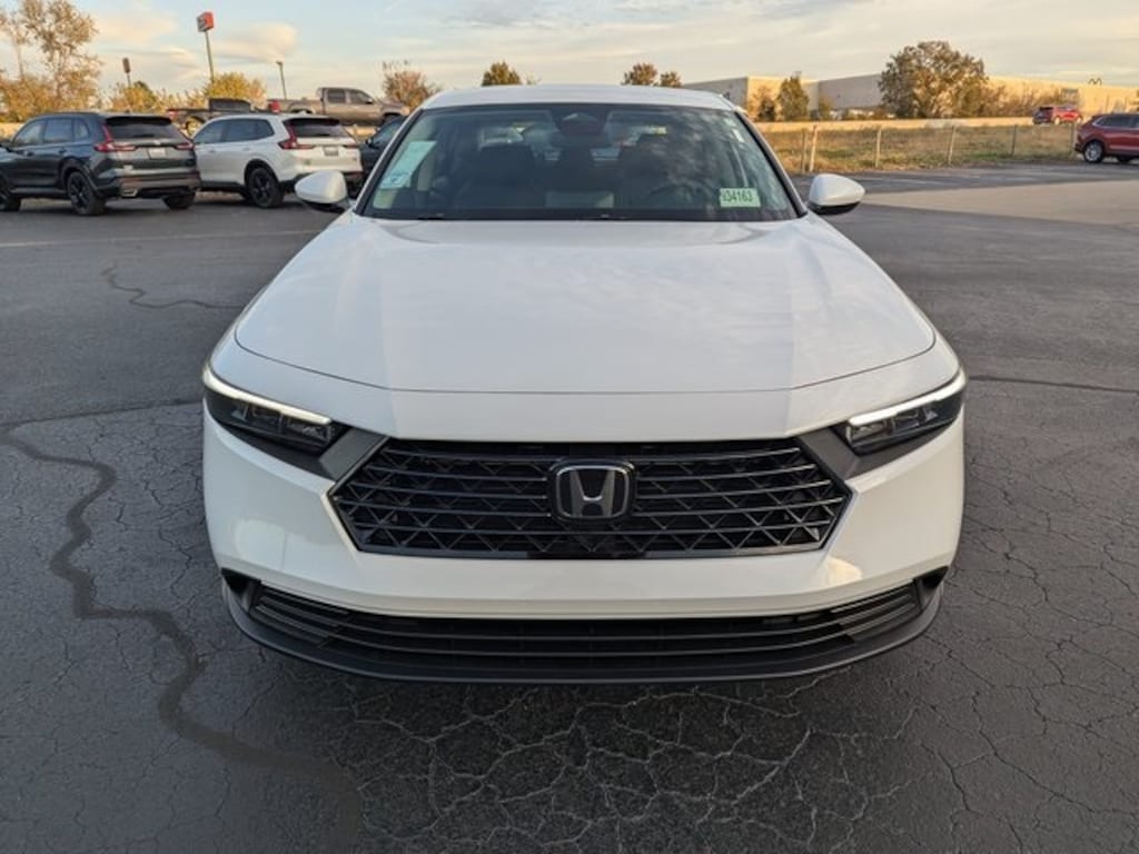 New 2025 Honda Accord LX Sedan