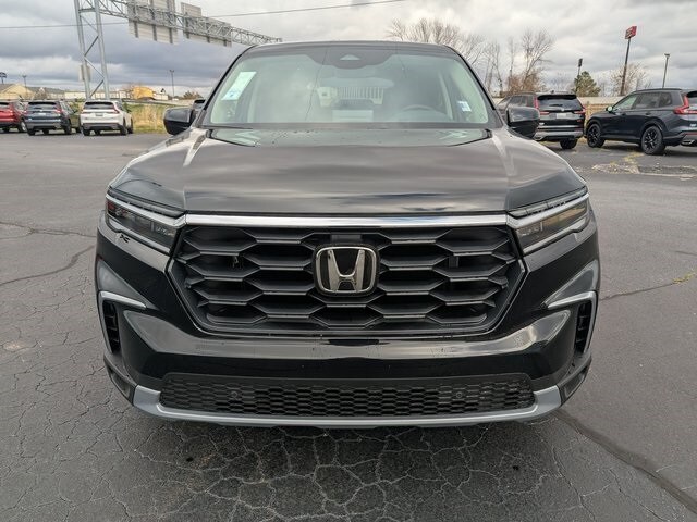 2025 Honda Pilot EX-L photo 2