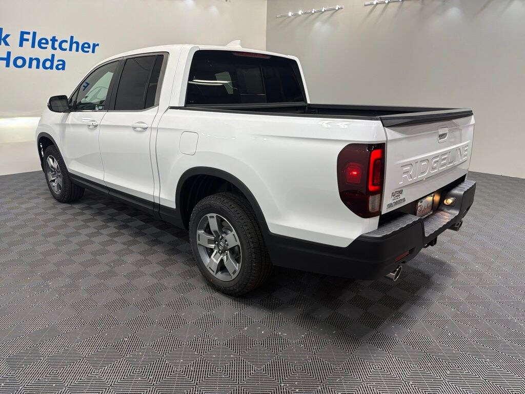 New 2026 Honda Ridgeline RTL Truck Crew Cab