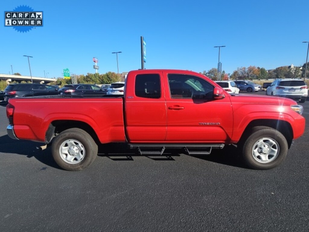 Used 2023 Toyota Tacoma SR5 Truck