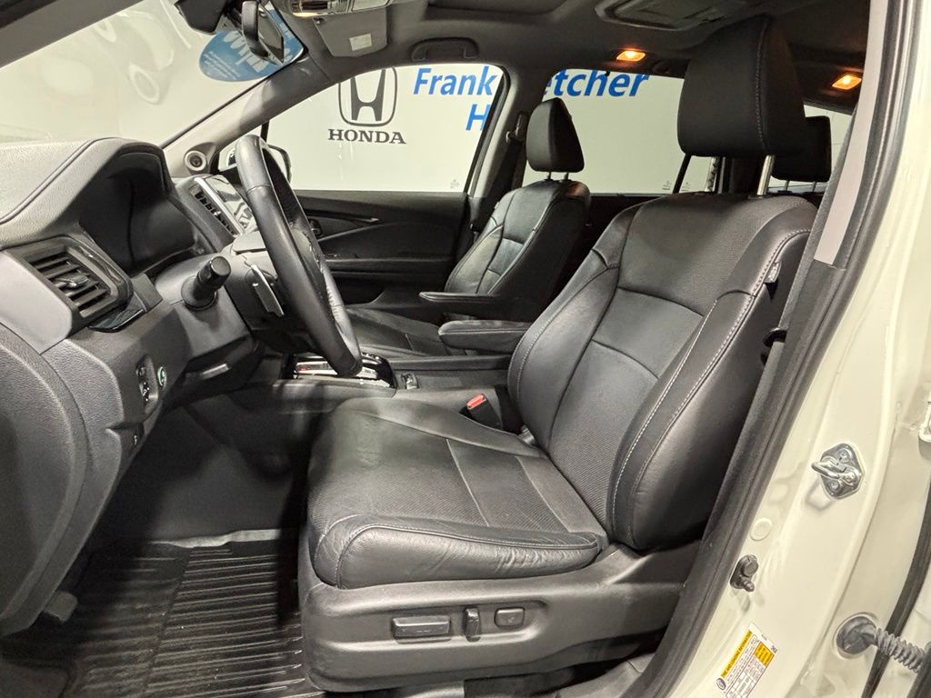 2018 Honda Pilot Elite - Photo 11