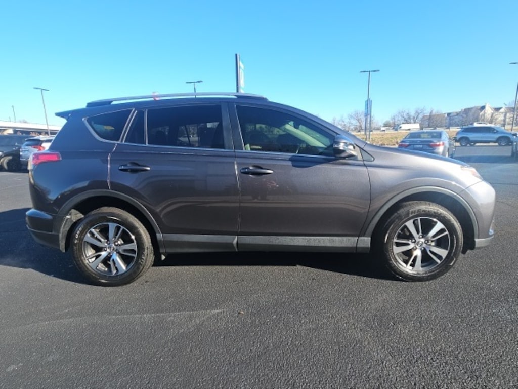 Used 2017 Toyota RAV4 XLE SUV