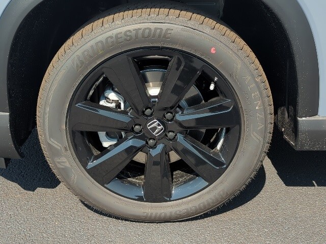 2025 Honda Pilot Black Edition photo 3