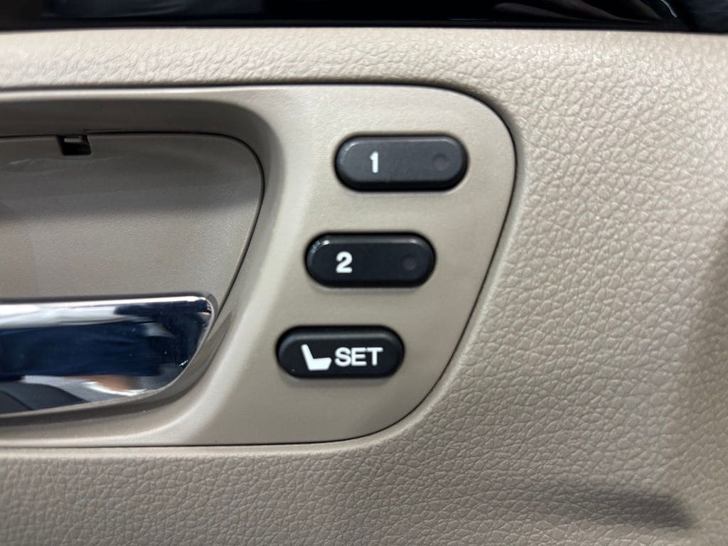 2021 Honda Pilot Elite - Photo 12