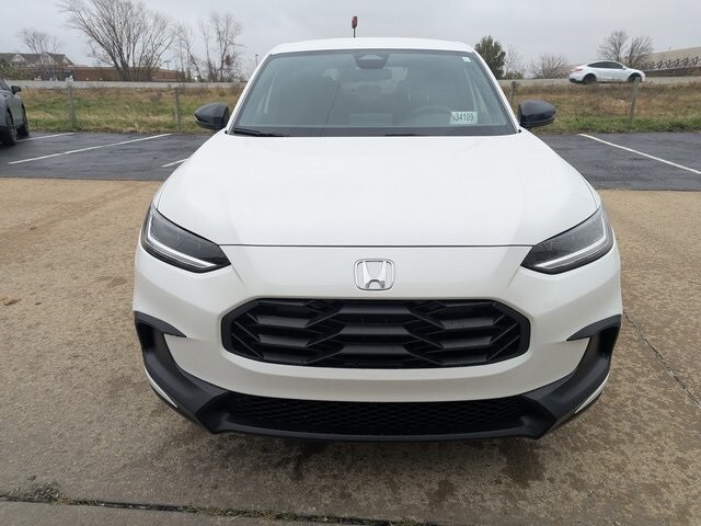 2026 Honda HR-V Sport photo 2