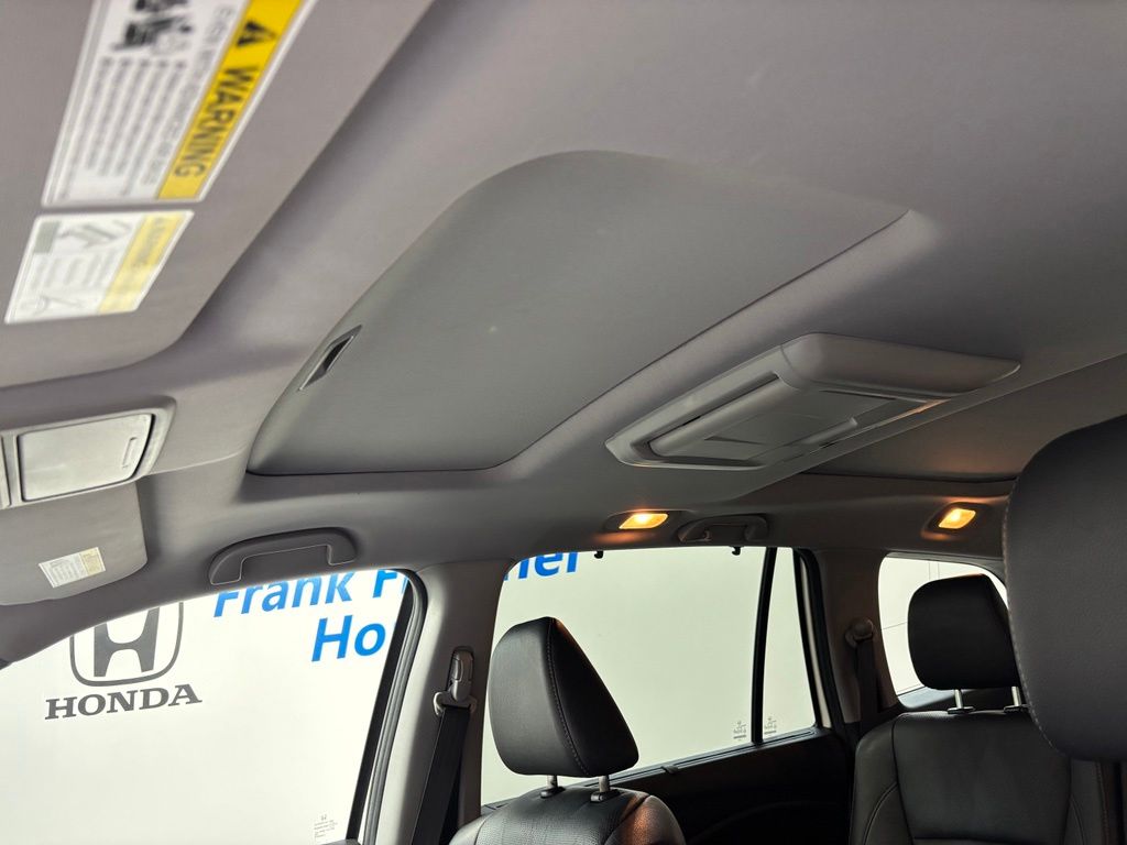 2018 Honda Pilot Elite - Photo 12
