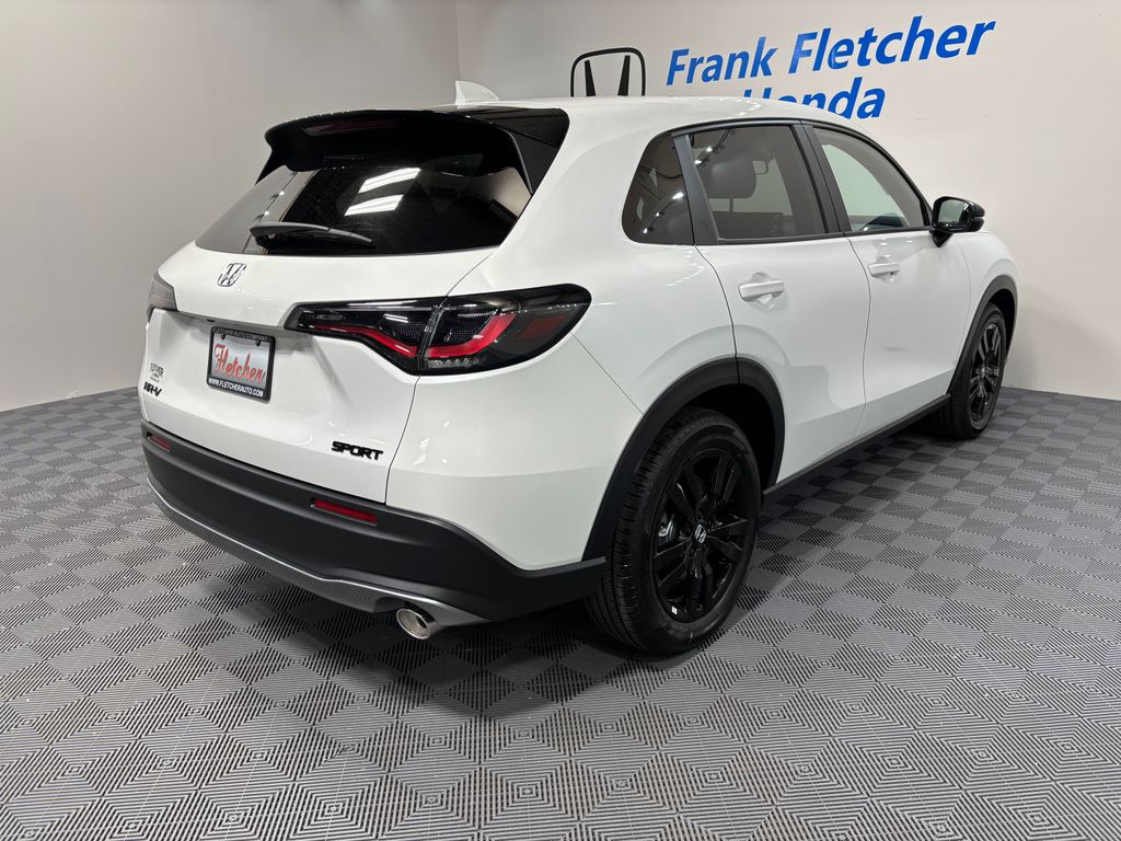 2027 Honda HR-V Sport - Photo 6