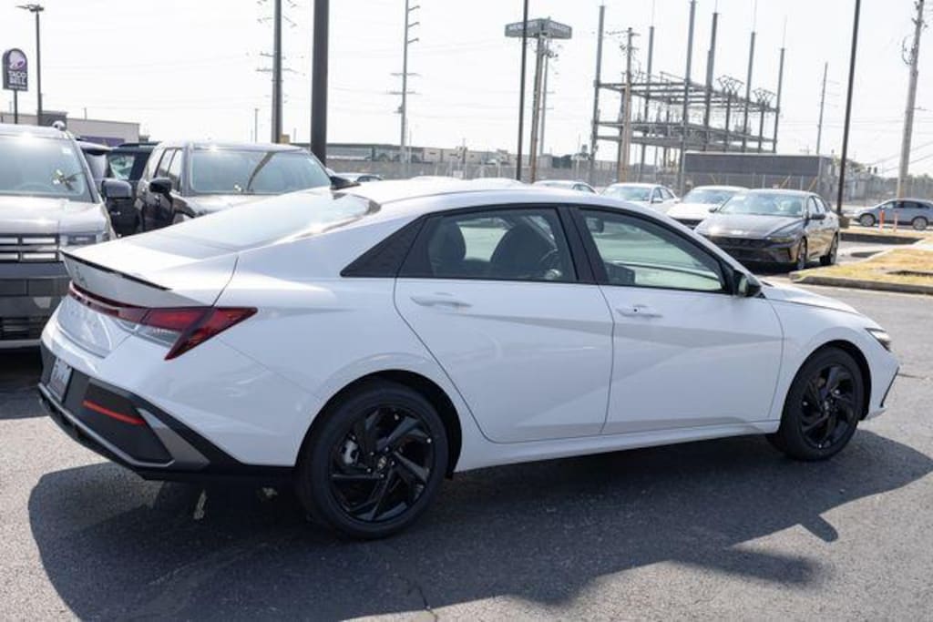 New 2026 Hyundai Elantra SEL Sport Sedan