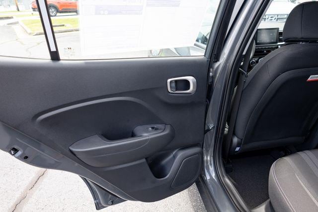 2026 Hyundai Venue SEL - Photo 6