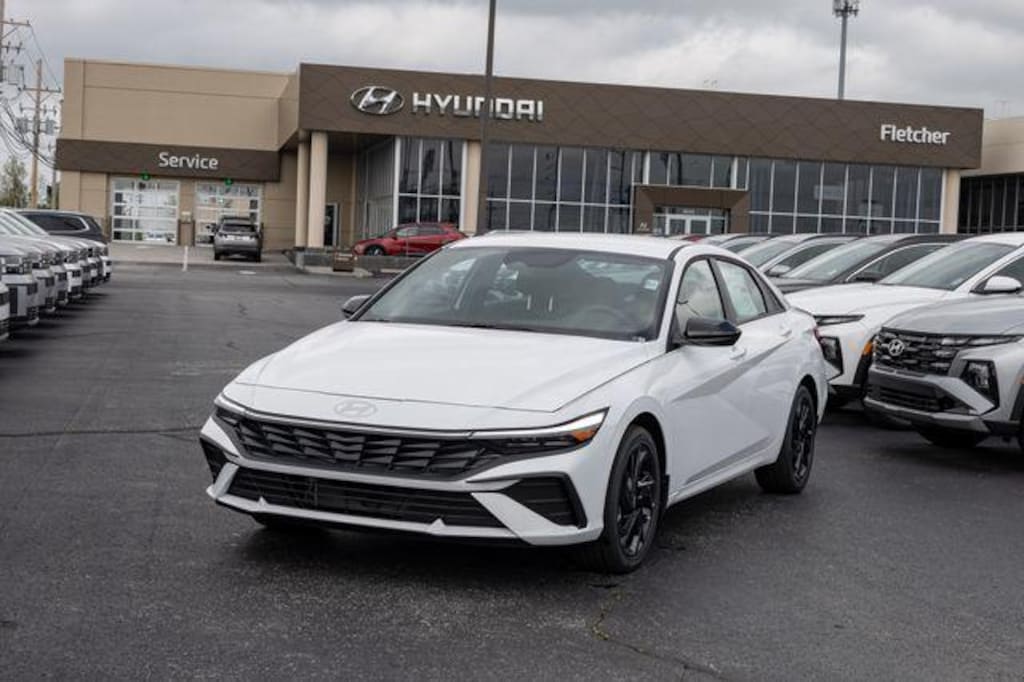 New 2026 Hyundai Elantra Hybrid SEL Sport Sedan