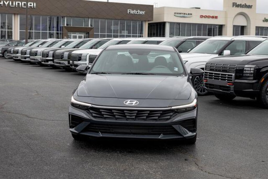 New 2026 Hyundai Elantra SEL Sport Sedan