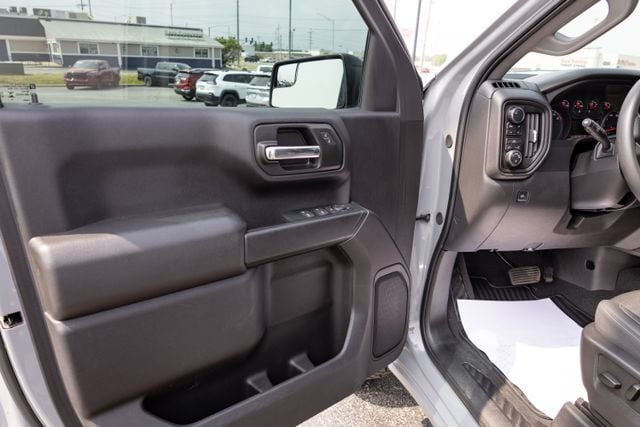 2024 Chevrolet Silverado 1500 Custom - Photo 14