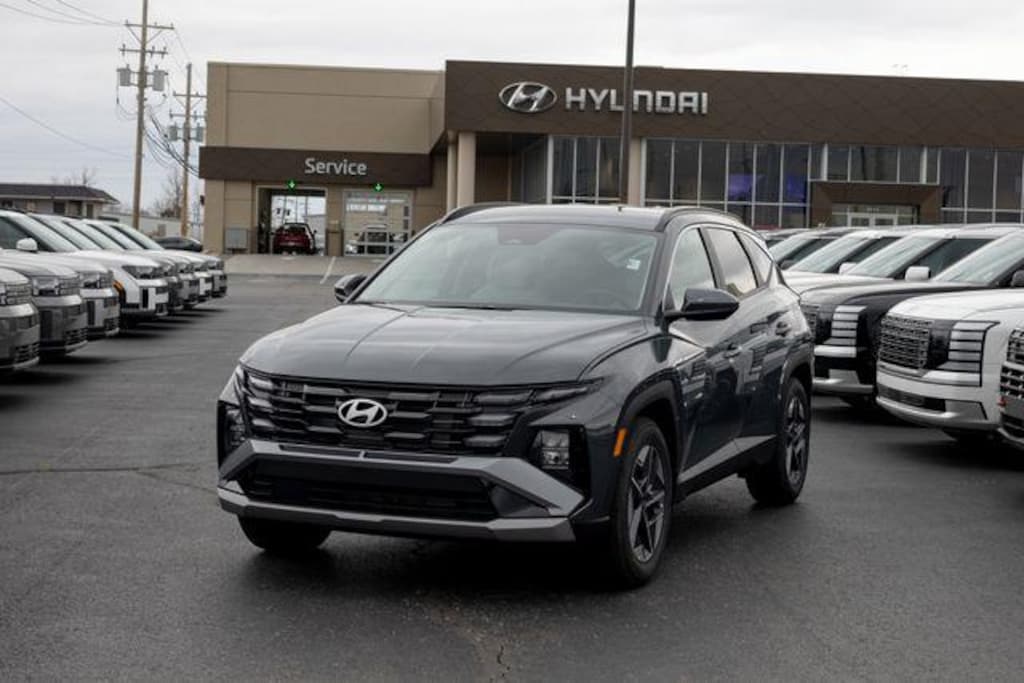 New 2026 Hyundai Tucson SEL FWD SUV