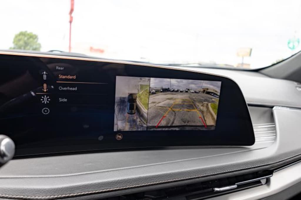 Used 2025 CADILLAC XT4 Premium Luxury SUV