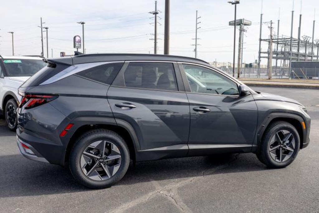 New 2026 Hyundai Tucson SEL FWD SUV